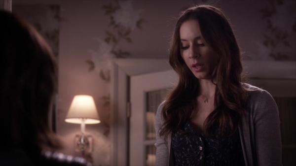 Pretty_Little_Liars_S06E07_720p_HDTV_X264-DIMENSION_1743.jpg