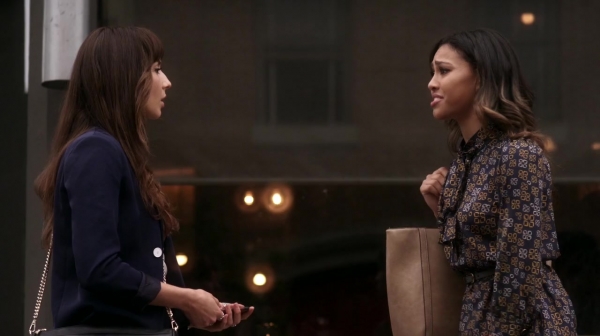 Pretty_Little_Liars_S06E15_Do_Not_Disturb_720p_WEB-DL_DD5_1_H_264-NTb_0937.jpg