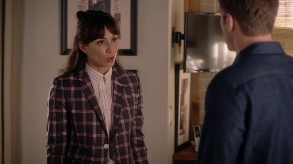 Pretty_Little_Liars_S06E18_Burn_This_720p_WEB-DL_DD5_1_H_264-NTb_0625.jpg
