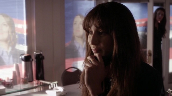 Pretty_Little_Liars_S07E02_WEB-DL_720p_DUAL_WWW_COMANDOTORRENTS_COM_1459.jpg
