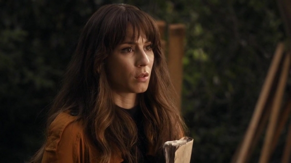 Pretty_Little_Liars_S07E03_WEB-DL_720p_DUAL_WWW_COMANDOTORRENTS_COM_0442.jpg