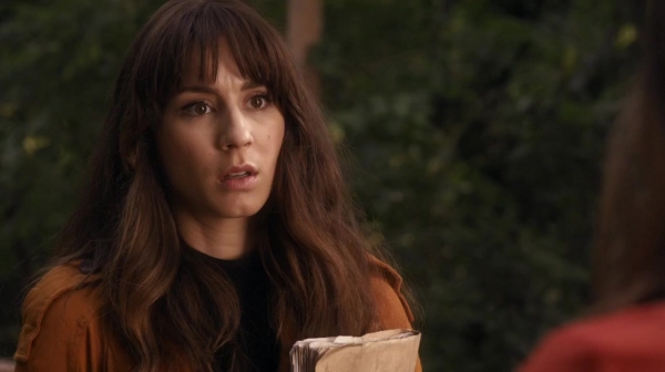 Pretty_Little_Liars_S07E03_WEB-DL_720p_DUAL_WWW_COMANDOTORRENTS_COM_0444.jpg