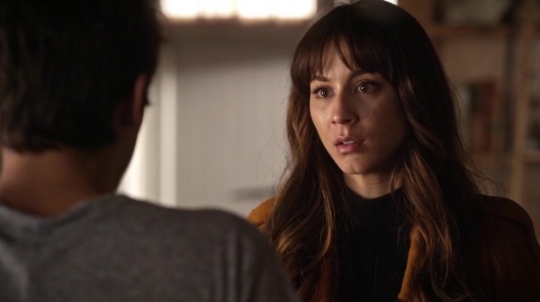 Pretty_Little_Liars_S07E03_WEB-DL_720p_DUAL_WWW_COMANDOTORRENTS_COM_0694.jpg