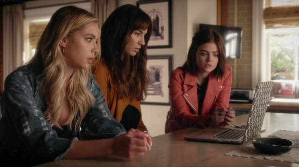 Pretty_Little_Liars_S07E03_WEB-DL_720p_DUAL_WWW_COMANDOTORRENTS_COM_1075.jpg