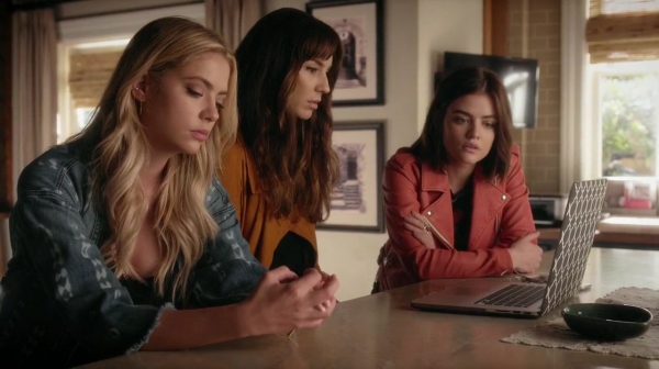 Pretty_Little_Liars_S07E03_WEB-DL_720p_DUAL_WWW_COMANDOTORRENTS_COM_1078.jpg