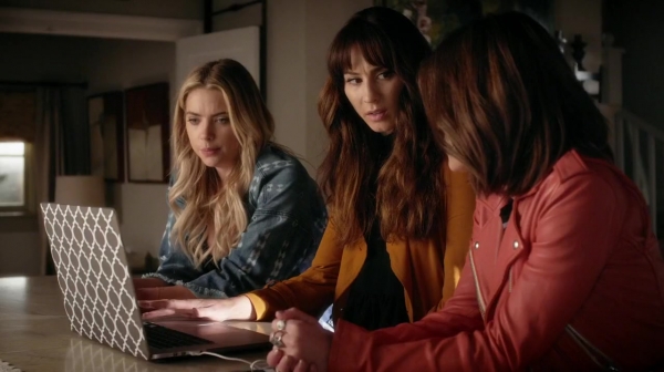 Pretty_Little_Liars_S07E03_WEB-DL_720p_DUAL_WWW_COMANDOTORRENTS_COM_1102.jpg