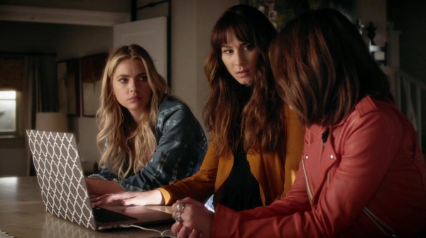 Pretty_Little_Liars_S07E03_WEB-DL_720p_DUAL_WWW_COMANDOTORRENTS_COM_1105.jpg