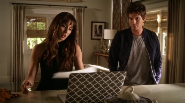 Pretty_Little_Liars_S07E03_WEB-DL_720p_DUAL_WWW_COMANDOTORRENTS_COM_1766.jpg