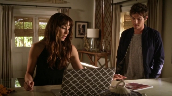 Pretty_Little_Liars_S07E03_WEB-DL_720p_DUAL_WWW_COMANDOTORRENTS_COM_1767.jpg