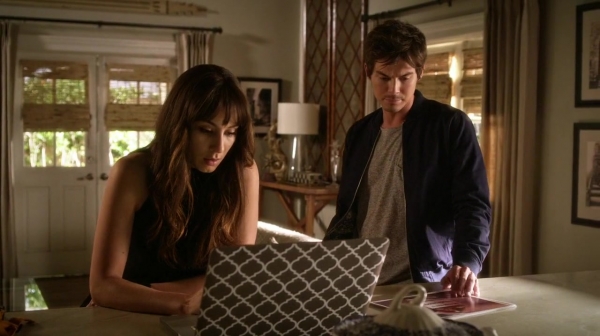 Pretty_Little_Liars_S07E03_WEB-DL_720p_DUAL_WWW_COMANDOTORRENTS_COM_1769.jpg