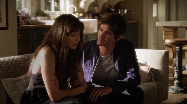 Pretty_Little_Liars_S07E03_WEB-DL_720p_DUAL_WWW_COMANDOTORRENTS_COM_1836.jpg