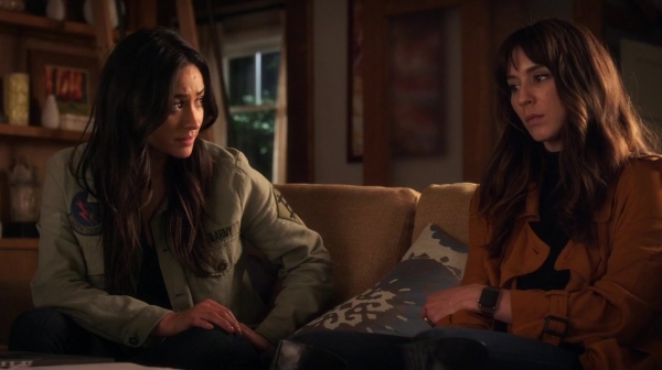 Pretty_Little_Liars_S07E03_WEB-DL_720p_DUAL_WWW_COMANDOTORRENTS_COM_2023.jpg
