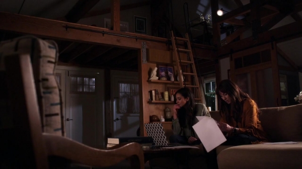 Pretty_Little_Liars_S07E03_WEB-DL_720p_DUAL_WWW_COMANDOTORRENTS_COM_2087.jpg