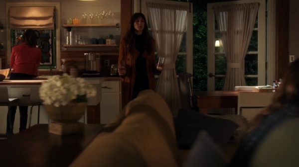 Pretty_Little_Liars_S07E03_WEB-DL_720p_DUAL_WWW_COMANDOTORRENTS_COM_2120.jpg