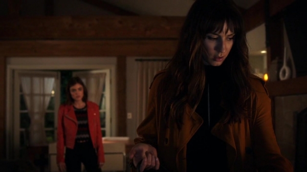 Pretty_Little_Liars_S07E03_WEB-DL_720p_DUAL_WWW_COMANDOTORRENTS_COM_2137.jpg