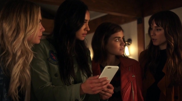 Pretty_Little_Liars_S07E03_WEB-DL_720p_DUAL_WWW_COMANDOTORRENTS_COM_2182.jpg