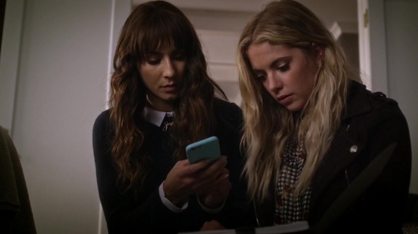 Pretty_Little_Liars_S07E07_WEB-DL_720p_DUAL_WWW_COMANDOTORRENTS_COM_1045.jpg
