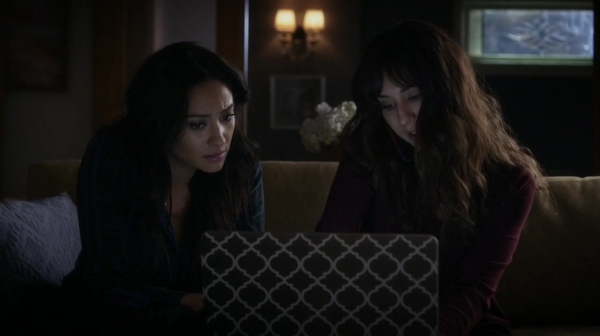 Pretty_Little_Liars_S07E09_WEB-DL_720p_DUAL_WWW_COMANDOTORRENTS_COM_1007.jpg