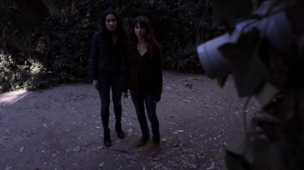 Pretty_Little_Liars_S07E09_WEB-DL_720p_DUAL_WWW_COMANDOTORRENTS_COM_1066.jpg