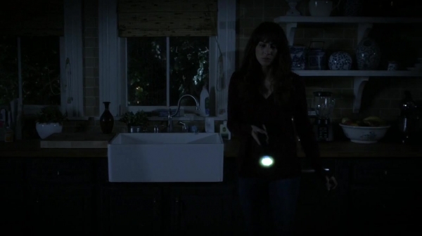 Pretty_Little_Liars_S07E09_WEB-DL_720p_DUAL_WWW_COMANDOTORRENTS_COM_2147.jpg