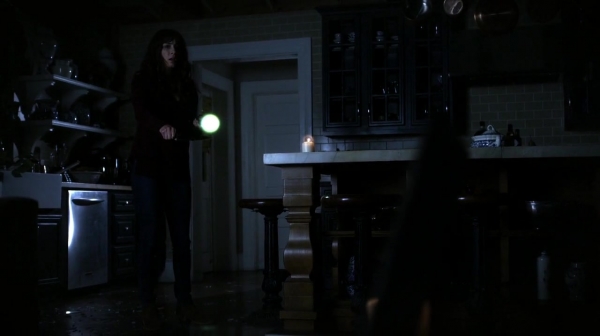 Pretty_Little_Liars_S07E09_WEB-DL_720p_DUAL_WWW_COMANDOTORRENTS_COM_2185.jpg