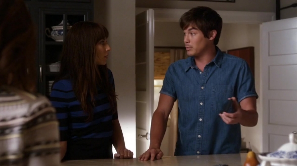 Pretty_Little_Liars_S07E10_WEB-DL_720p_DUAL_WWW_COMANDOTORRENTS_COM_0289.jpg
