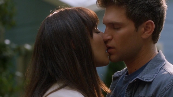 Pretty_Little_Liars_S07E10_WEB-DL_720p_DUAL_WWW_COMANDOTORRENTS_COM_1370.jpg