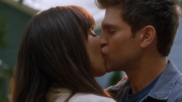Pretty_Little_Liars_S07E10_WEB-DL_720p_DUAL_WWW_COMANDOTORRENTS_COM_1376.jpg