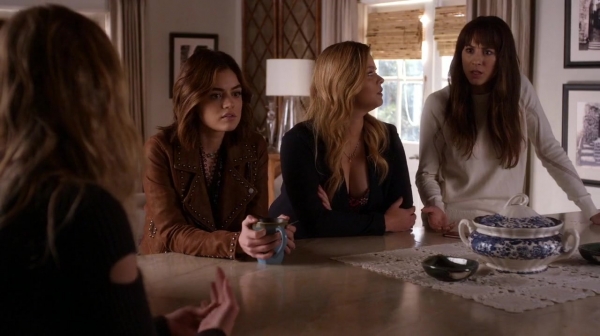 Pretty_Little_Liars_S07E10_WEB-DL_720p_DUAL_WWW_COMANDOTORRENTS_COM_1559.jpg
