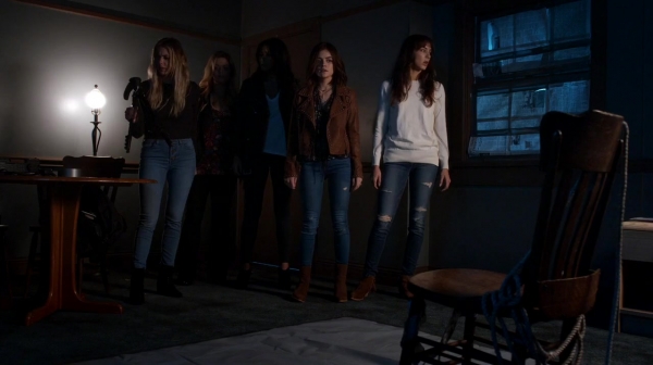 Pretty_Little_Liars_S07E10_WEB-DL_720p_DUAL_WWW_COMANDOTORRENTS_COM_1654.jpg