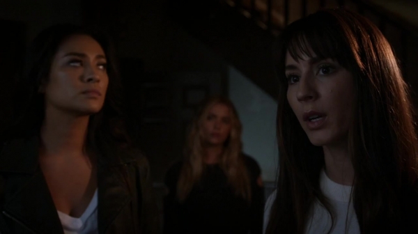 Pretty_Little_Liars_S07E10_WEB-DL_720p_DUAL_WWW_COMANDOTORRENTS_COM_1826.jpg