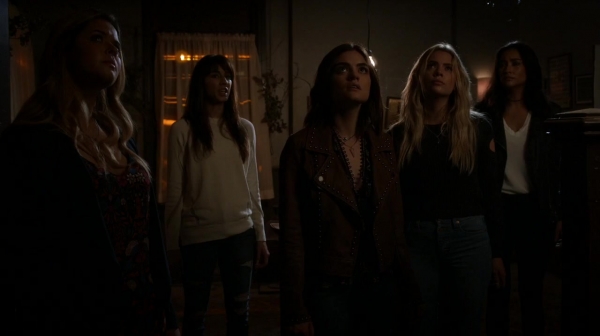 Pretty_Little_Liars_S07E10_WEB-DL_720p_DUAL_WWW_COMANDOTORRENTS_COM_1846.jpg