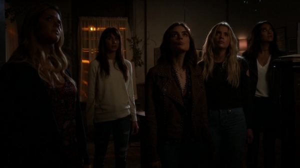 Pretty_Little_Liars_S07E10_WEB-DL_720p_DUAL_WWW_COMANDOTORRENTS_COM_1848.jpg