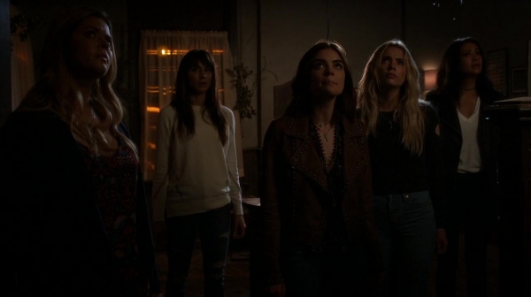 Pretty_Little_Liars_S07E10_WEB-DL_720p_DUAL_WWW_COMANDOTORRENTS_COM_1849.jpg