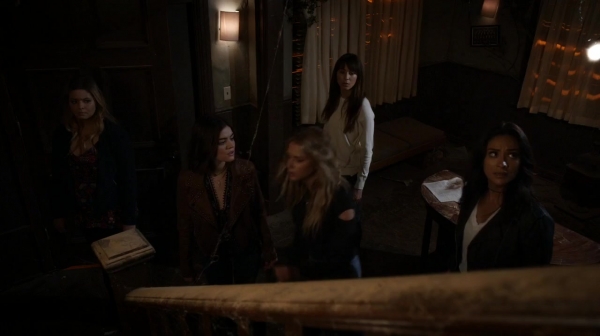 Pretty_Little_Liars_S07E10_WEB-DL_720p_DUAL_WWW_COMANDOTORRENTS_COM_1868.jpg