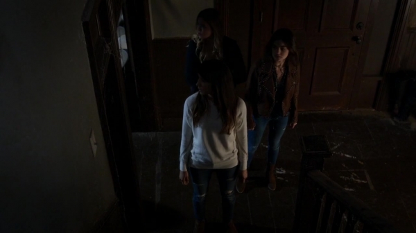 Pretty_Little_Liars_S07E10_WEB-DL_720p_DUAL_WWW_COMANDOTORRENTS_COM_2010.jpg