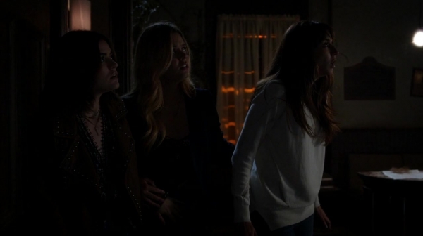 Pretty_Little_Liars_S07E10_WEB-DL_720p_DUAL_WWW_COMANDOTORRENTS_COM_2110.jpg