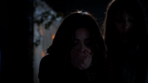 Pretty_Little_Liars_S07E10_WEB-DL_720p_DUAL_WWW_COMANDOTORRENTS_COM_2173.jpg