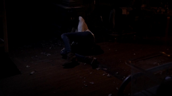 Pretty_Little_Liars_S07E10_WEB-DL_720p_DUAL_WWW_COMANDOTORRENTS_COM_2244.jpg