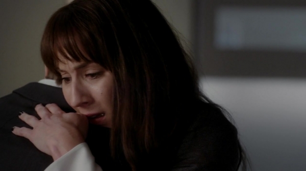 Pretty_Little_Liars_S07E13_WEB-DL_720p_DUAL_WWW_COMANDOTORRENTS_COM_2330.jpg