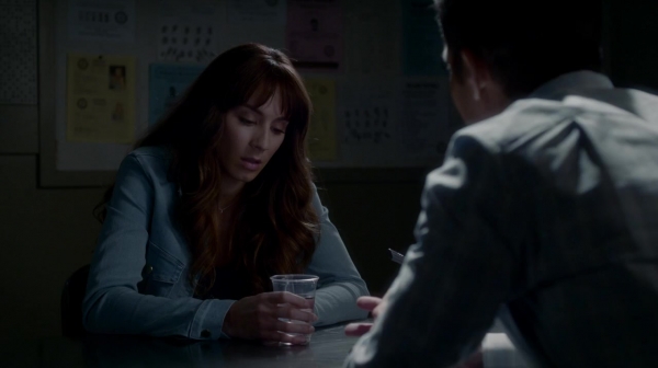 Pretty_Little_Liars_S07E16_WEB-DL_720p_DUAL_WWW_COMANDOTORRENTS_COM_0162.jpg