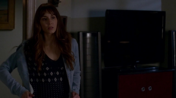 Pretty_Little_Liars_S07E16_WEB-DL_720p_DUAL_WWW_COMANDOTORRENTS_COM_0828.jpg