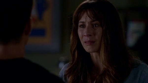 Pretty_Little_Liars_S07E16_WEB-DL_720p_DUAL_WWW_COMANDOTORRENTS_COM_0912.jpg