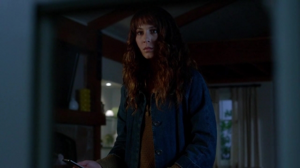 Pretty_Little_Liars_S07E17_WEB-DL_720p_DUAL_WWW_COMANDOTORRENTS_COM_1036.jpg