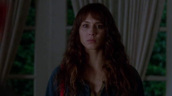 Pretty_Little_Liars_S07E17_WEB-DL_720p_DUAL_WWW_COMANDOTORRENTS_COM_1939.jpg