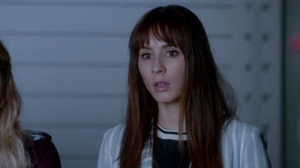 Pretty_Little_Liars_S07E19_WEB-DL_720p_DUAL_WWW_COMANDOTORRENTS_COM_1851.jpg