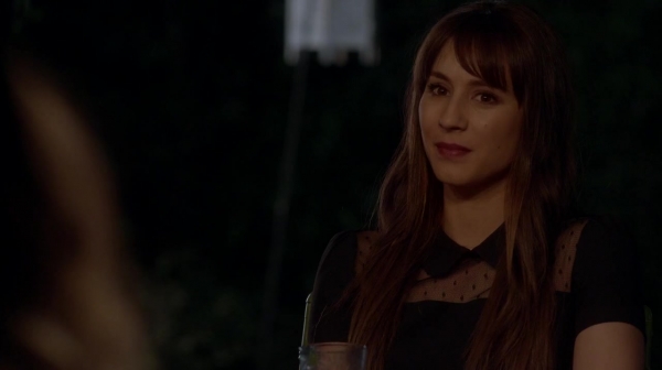 Pretty_Little_Liars_S07E20E21_WEB-DL_720p_DUAL_WWW_COMANDOTORRENTS_COM_0865.jpg