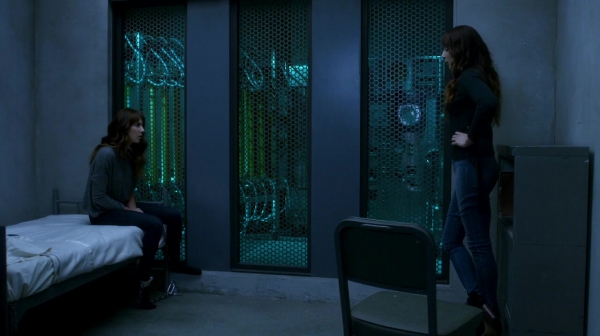 Pretty_Little_Liars_S07E20E21_WEB-DL_720p_DUAL_WWW_COMANDOTORRENTS_COM_2709.jpg