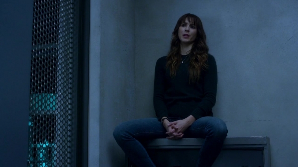 Pretty_Little_Liars_S07E20E21_WEB-DL_720p_DUAL_WWW_COMANDOTORRENTS_COM_2808.jpg