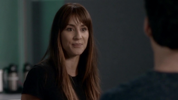 Pretty_Little_Liars_S07E20E21_WEB-DL_720p_DUAL_WWW_COMANDOTORRENTS_COM_2842.jpg